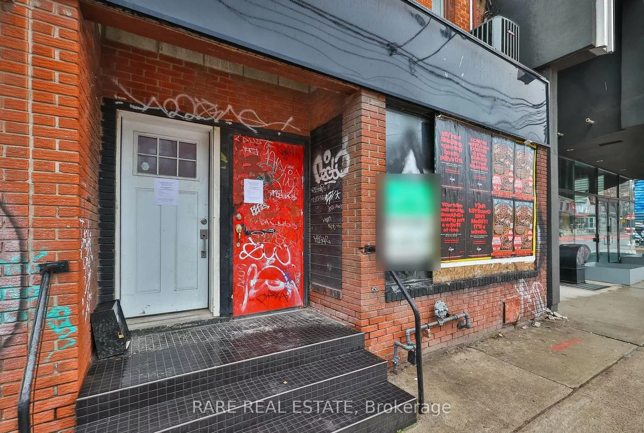 200, Bathurst, Trinity-Bellwoods, Toronto