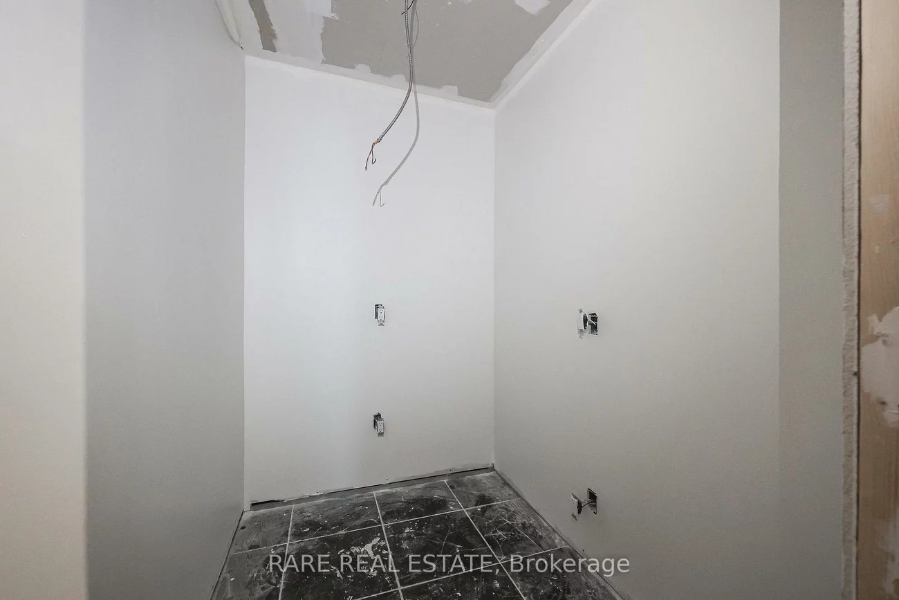 200, Bathurst, Trinity-Bellwoods, Toronto