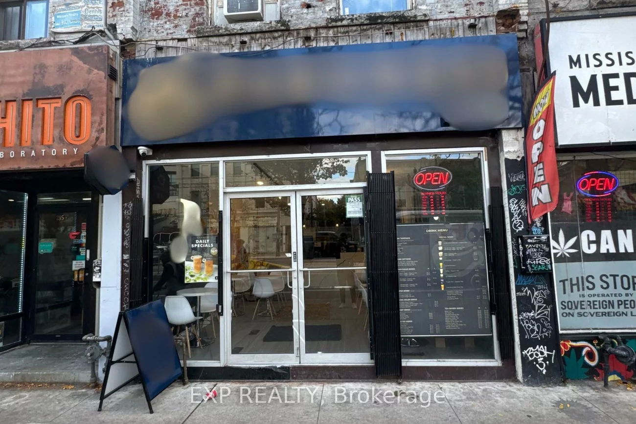 287, College, Kensington-Chinatown, Toronto