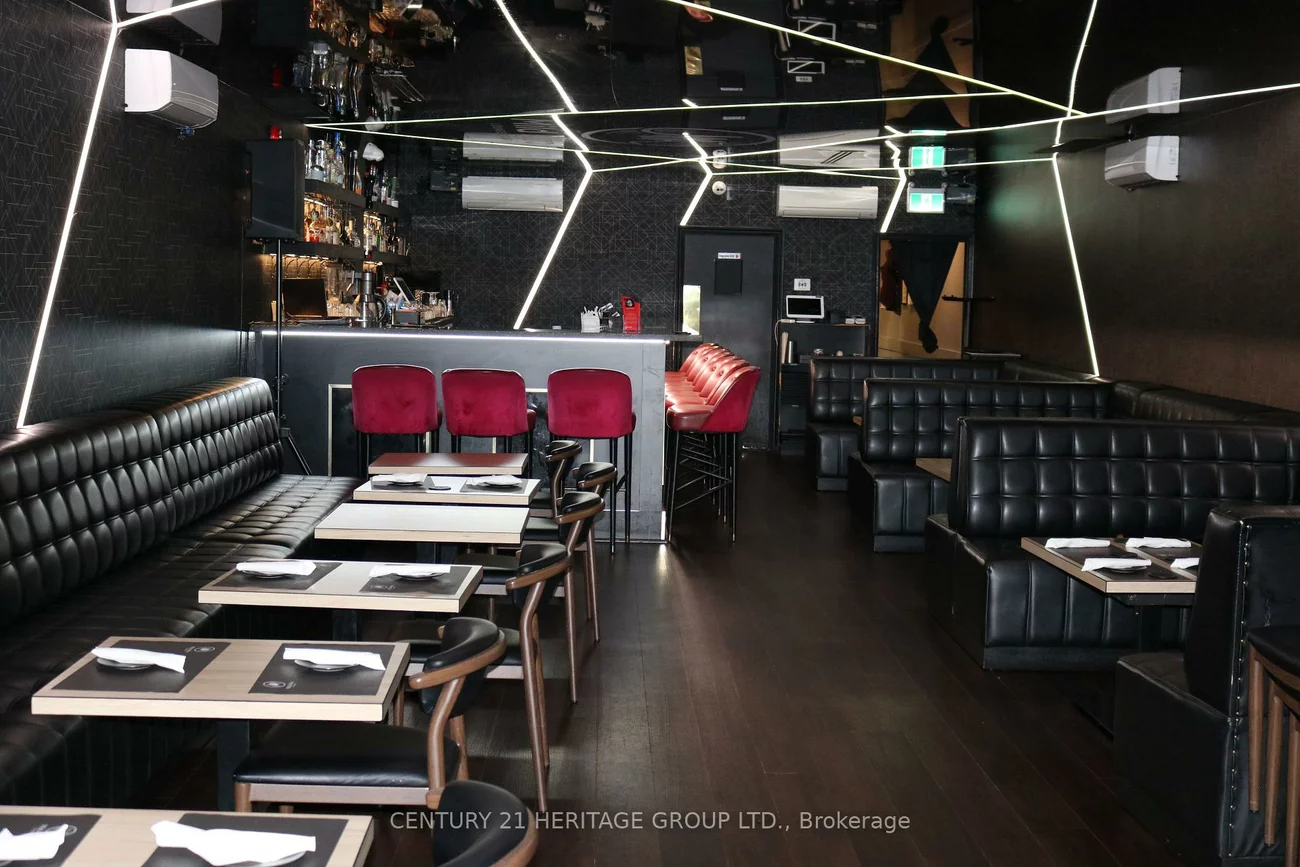 1116, Dundas, Trinity-Bellwoods, Toronto