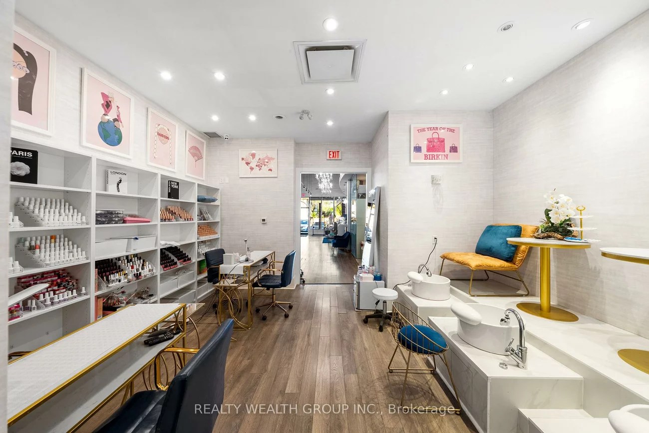 1310, Don Mills, Banbury-Don Mills, Toronto