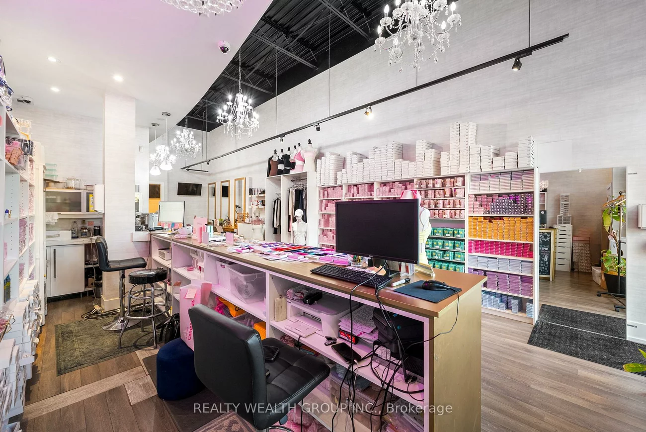 1310, Don Mills, Banbury-Don Mills, Toronto