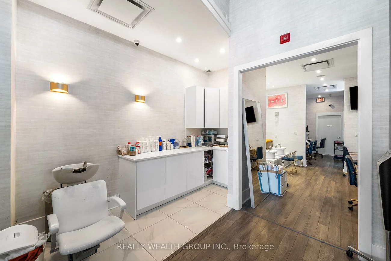 1310, Don Mills, Banbury-Don Mills, Toronto