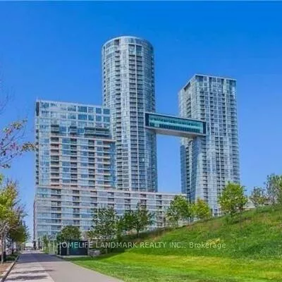 26, Capreol, Waterfront Communities C1, Toronto
