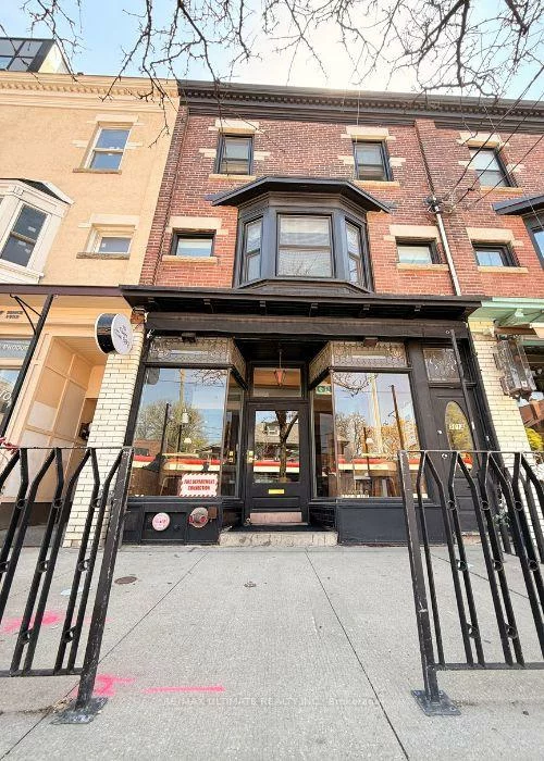 501, College, Trinity-Bellwoods, Toronto