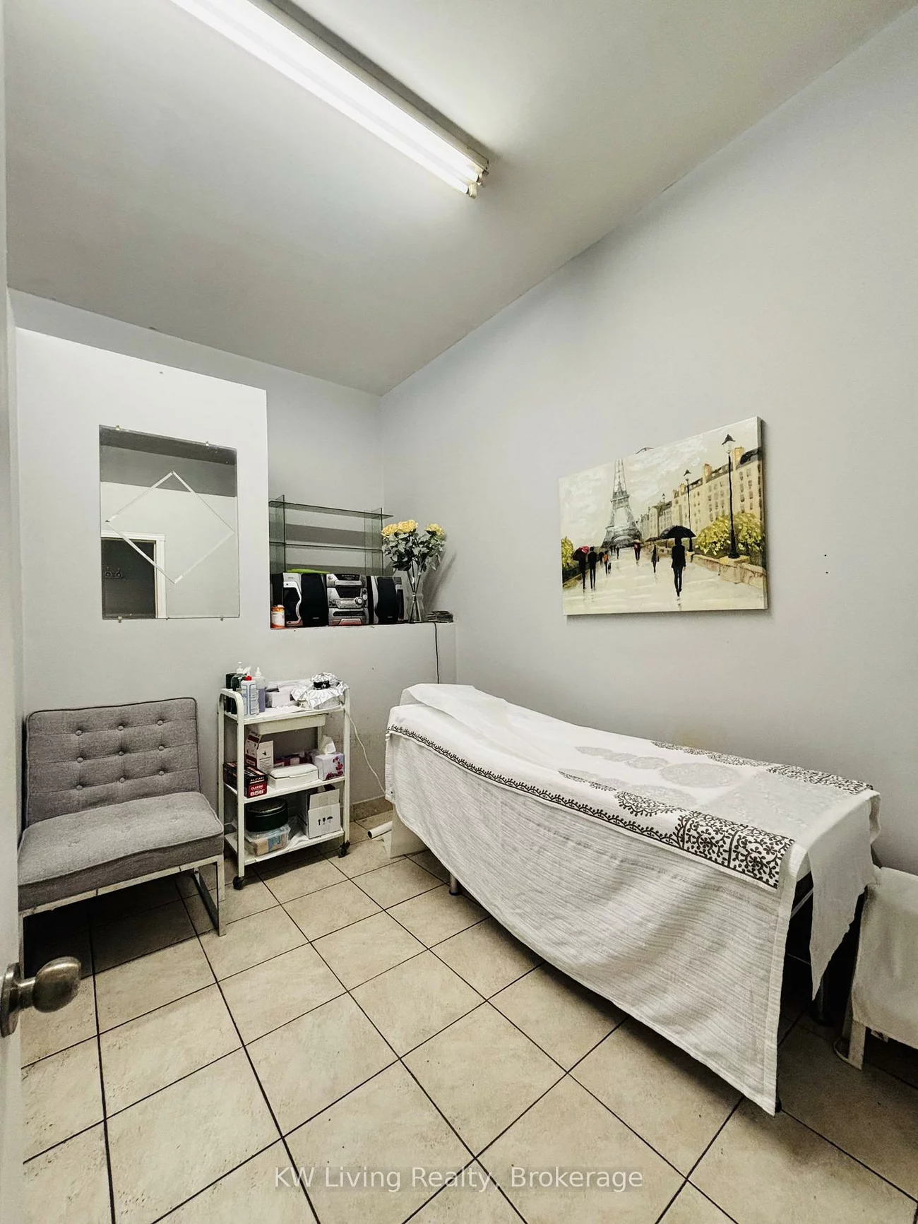 694, St Clair, Wychwood, Toronto