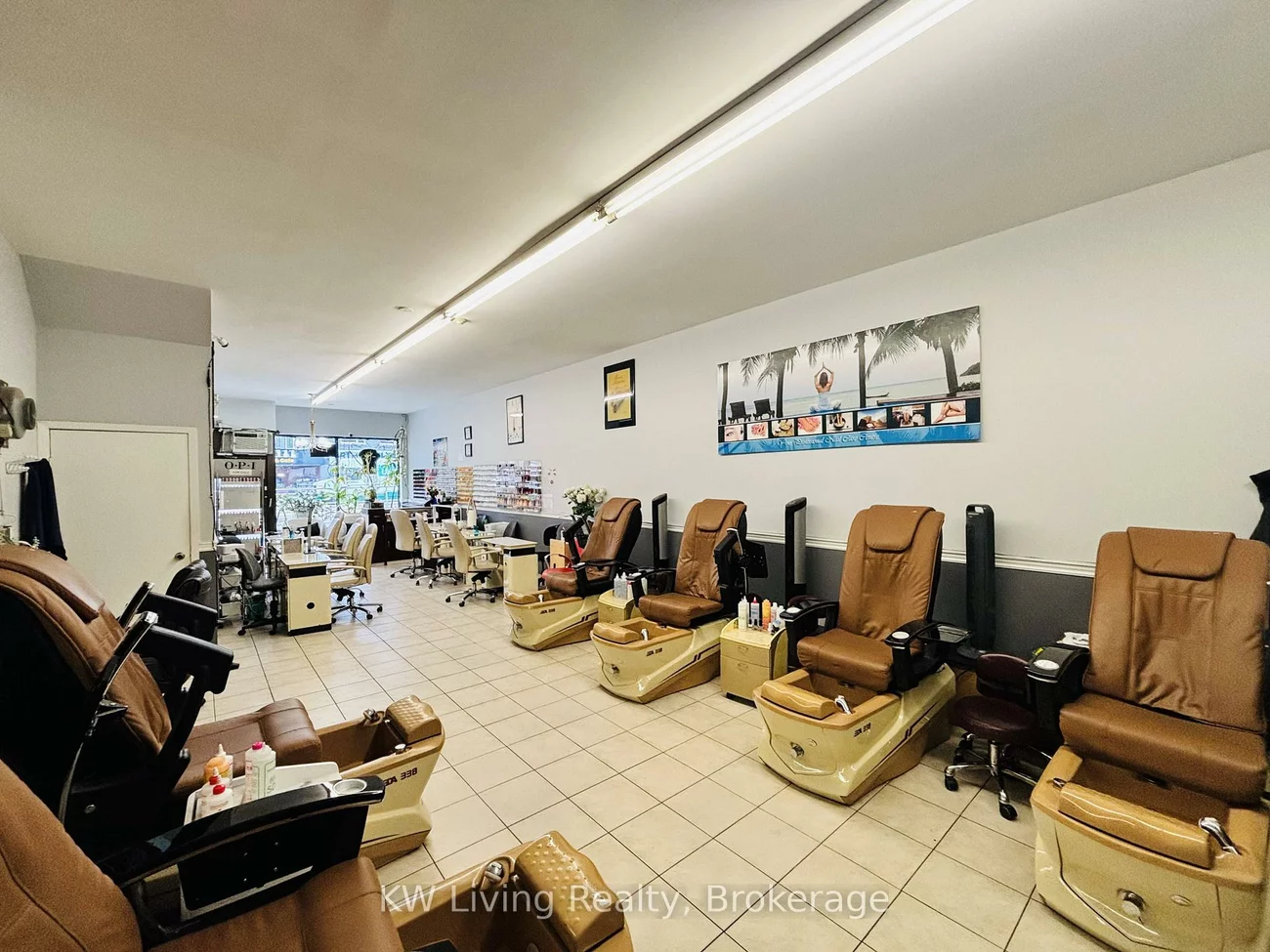 694, St Clair, Wychwood, Toronto