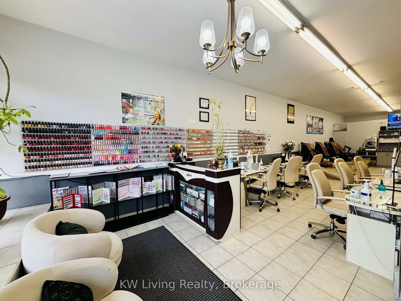 694, St Clair, Wychwood, Toronto