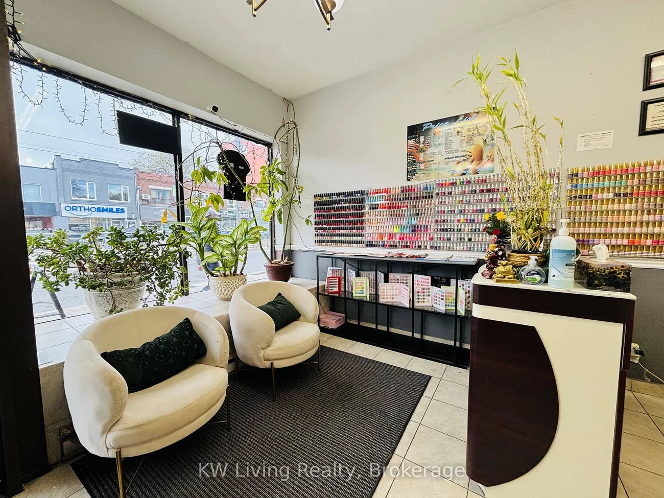694, St Clair, Wychwood, Toronto