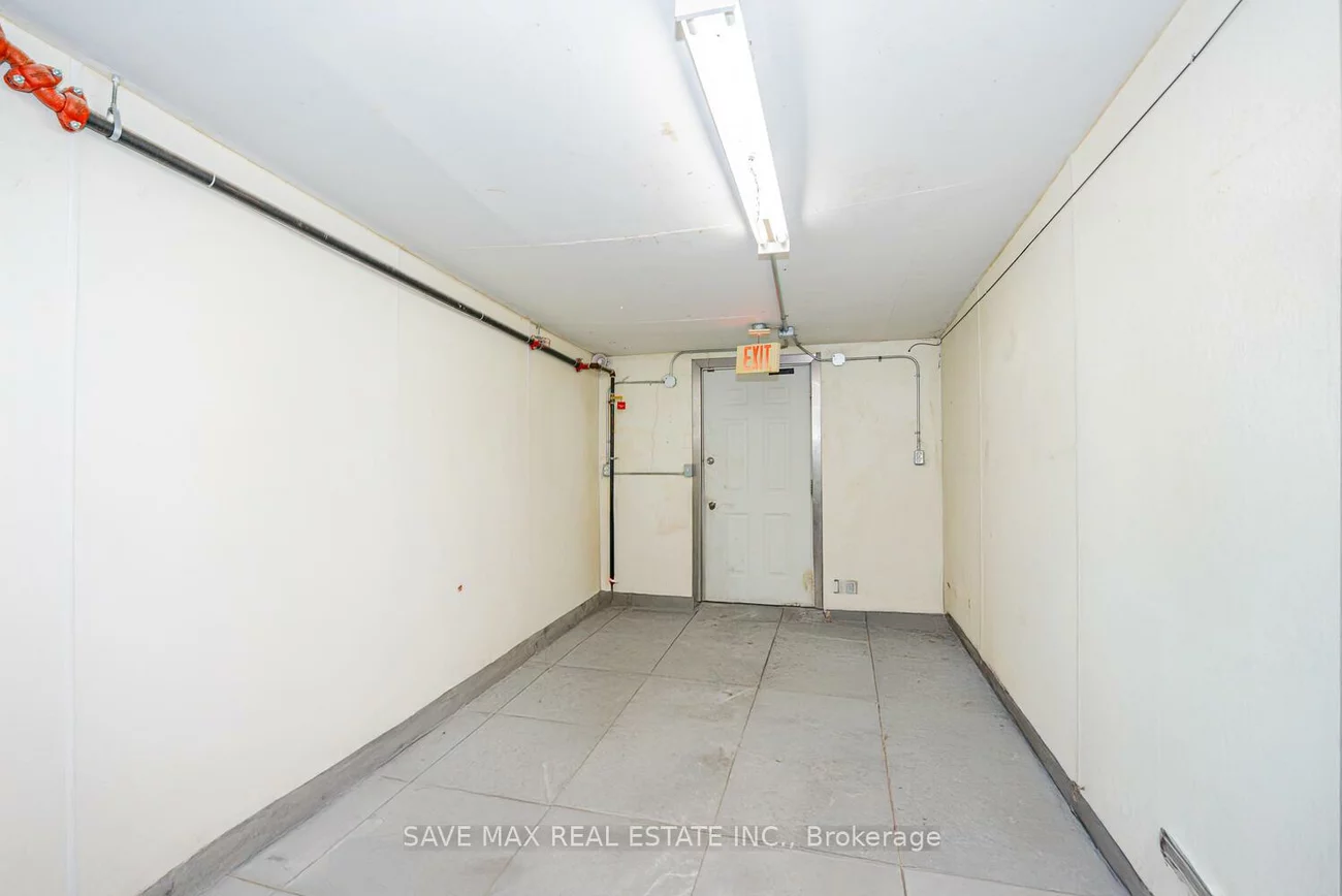 385, Queen, Waterfront Communities C1, Toronto