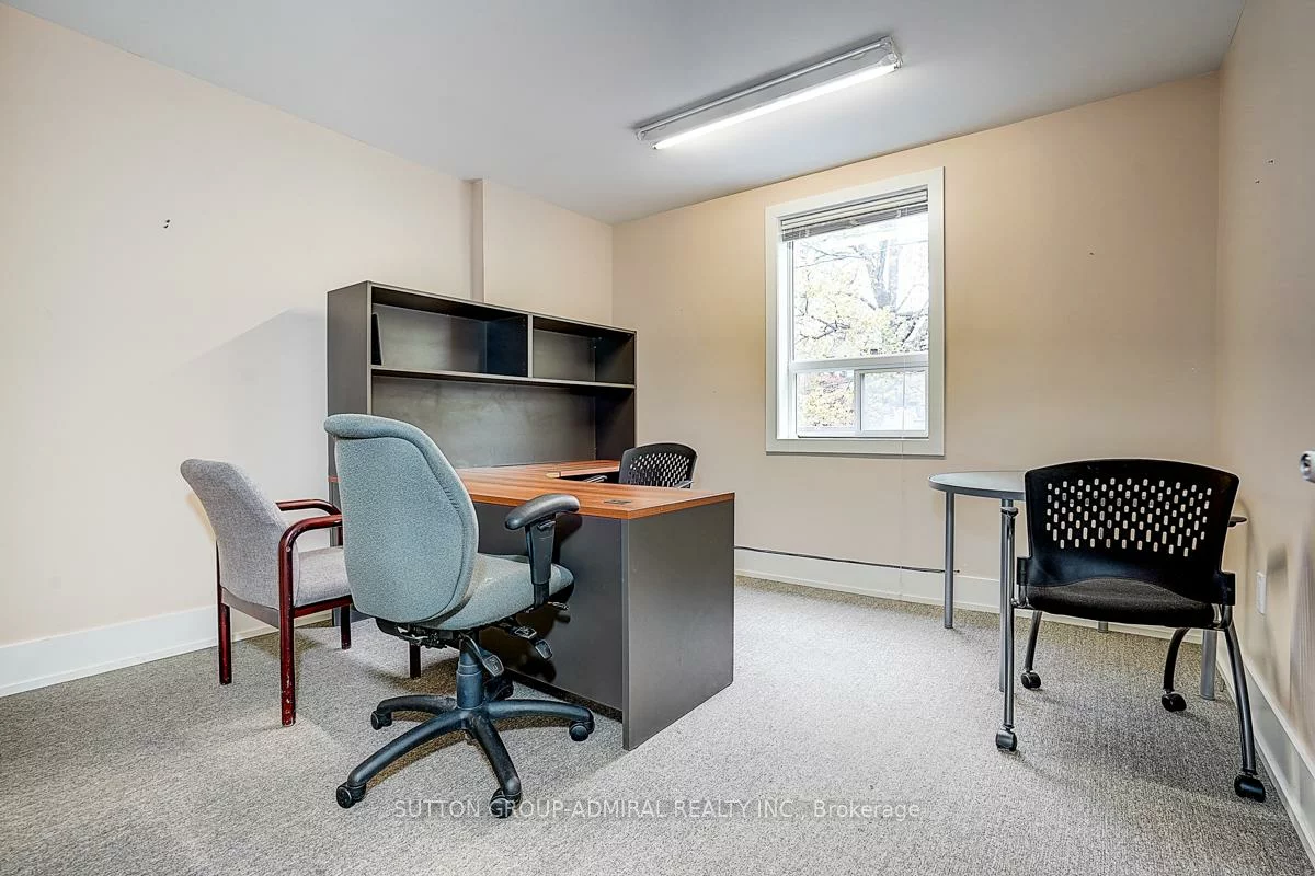 1184, Eglinton, Forest Hill North, Toronto
