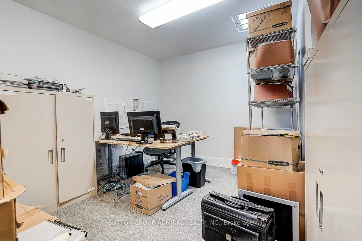 1184, Eglinton, Forest Hill North, Toronto