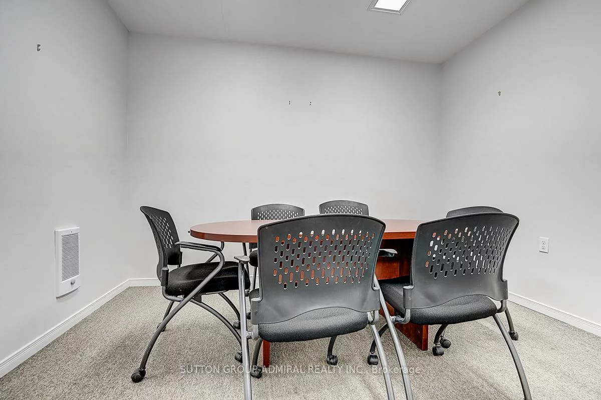1184, Eglinton, Forest Hill North, Toronto