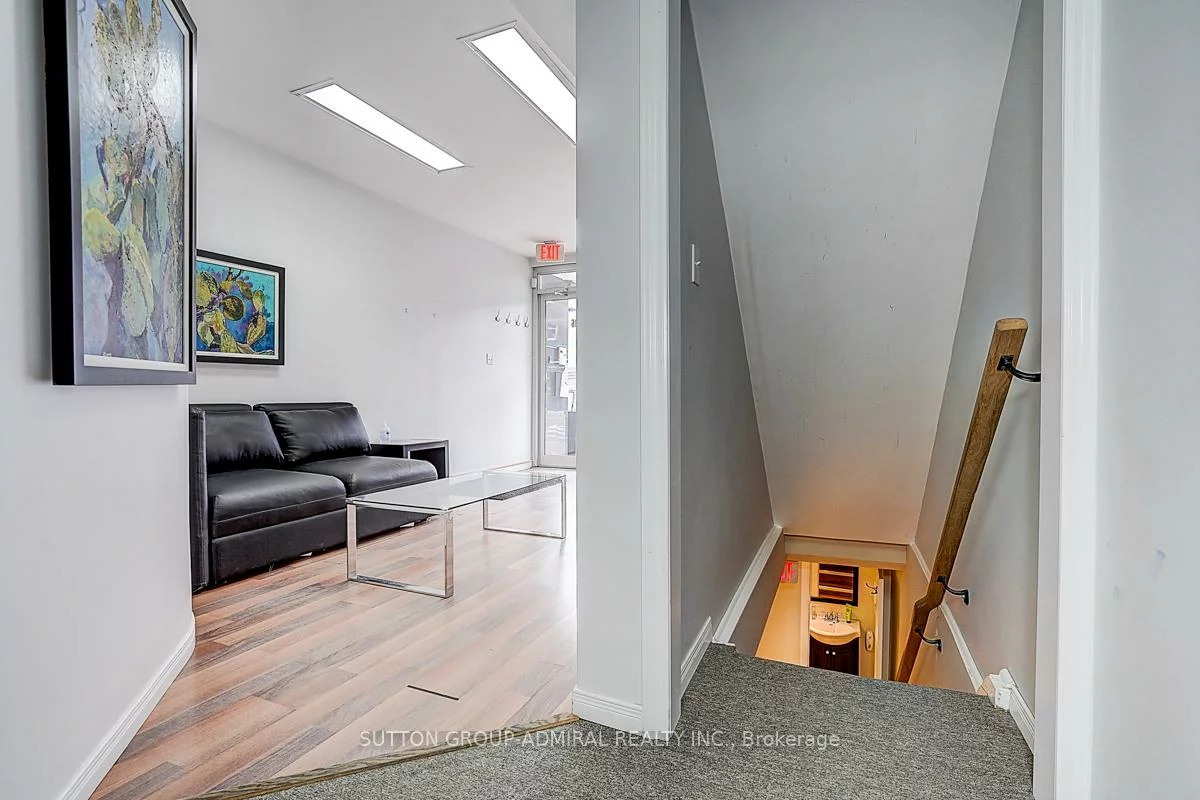 1184, Eglinton, Forest Hill North, Toronto
