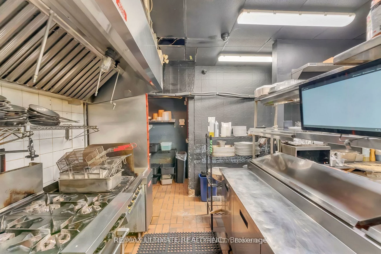 1108, St Clair, Oakwood Village, Toronto