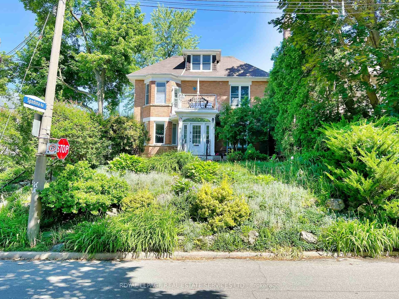 18, Shorncliffe, Casa Loma, Toronto