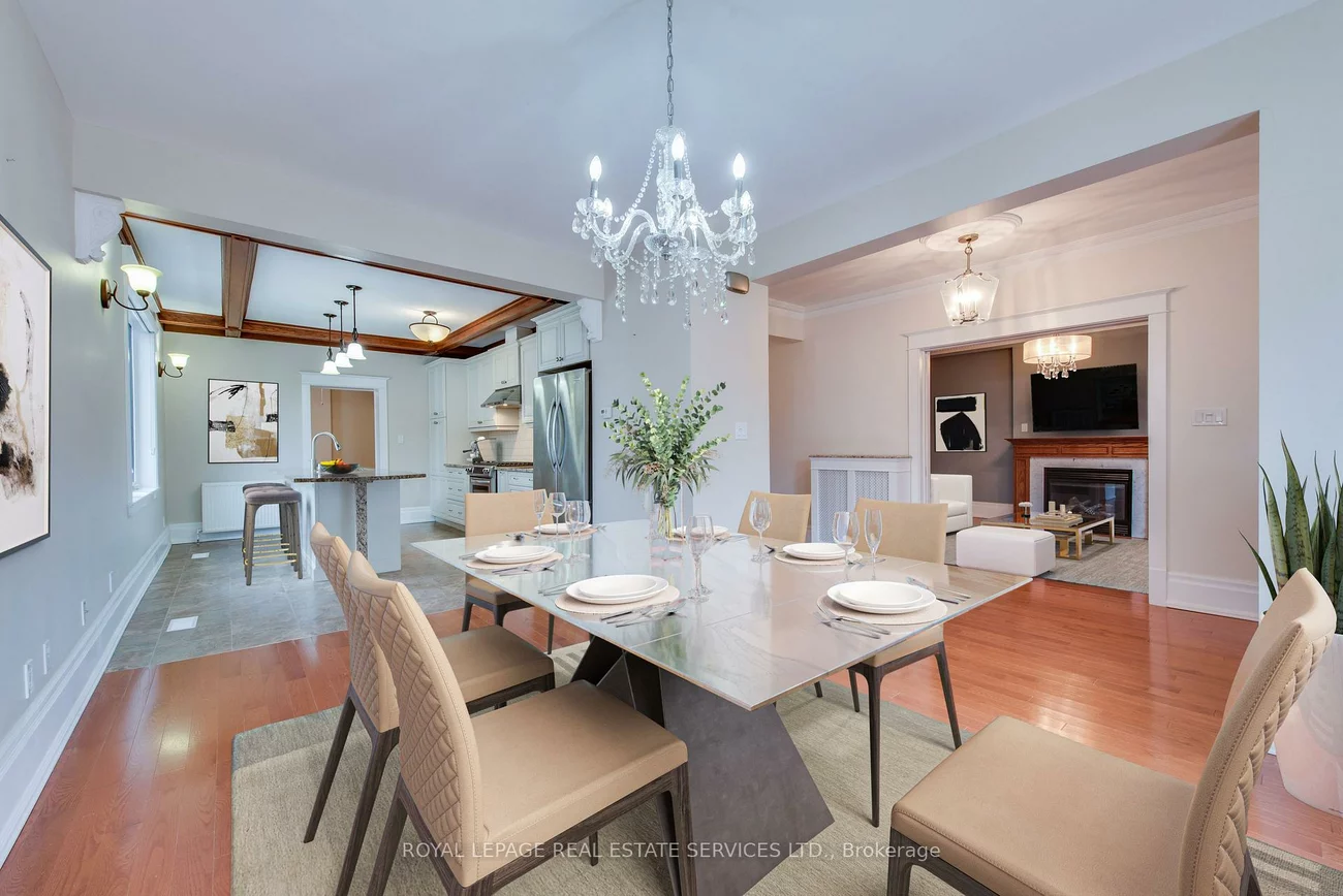 18, Shorncliffe, Casa Loma, Toronto