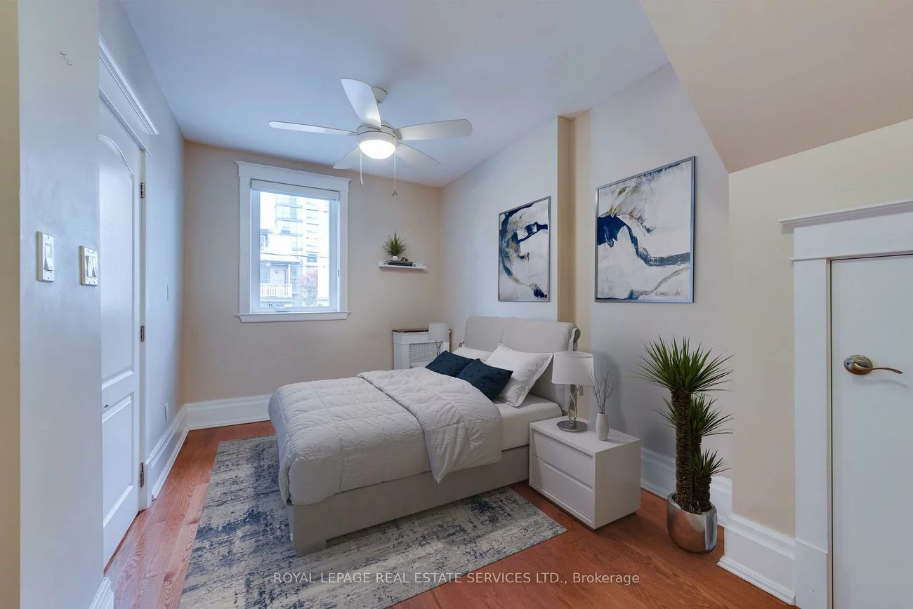 18, Shorncliffe, Casa Loma, Toronto