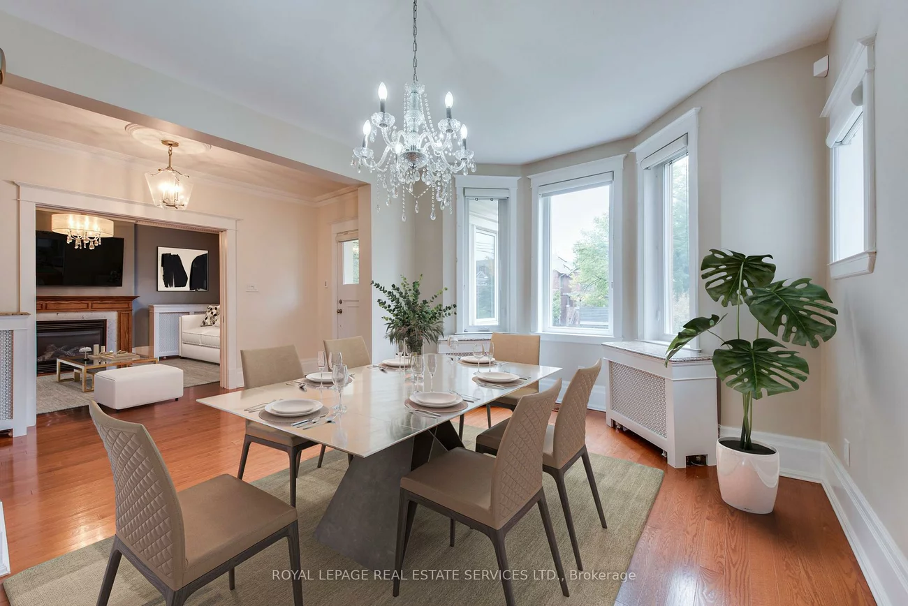 18, Shorncliffe, Casa Loma, Toronto