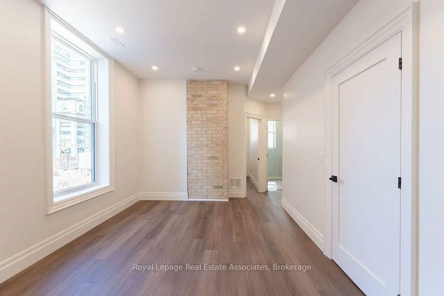 54 / 56, Stewart, Waterfront Communities C1, Toronto
