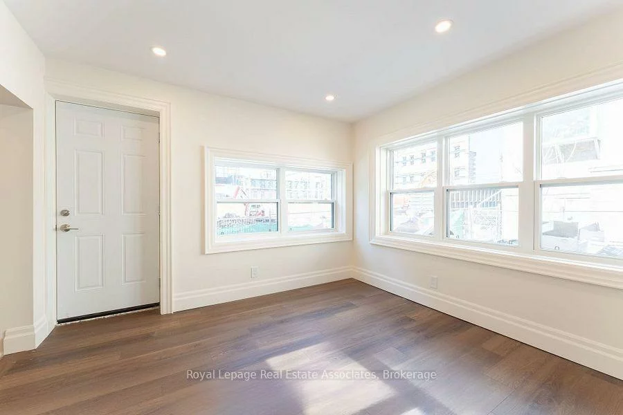 54 / 56, Stewart, Waterfront Communities C1, Toronto