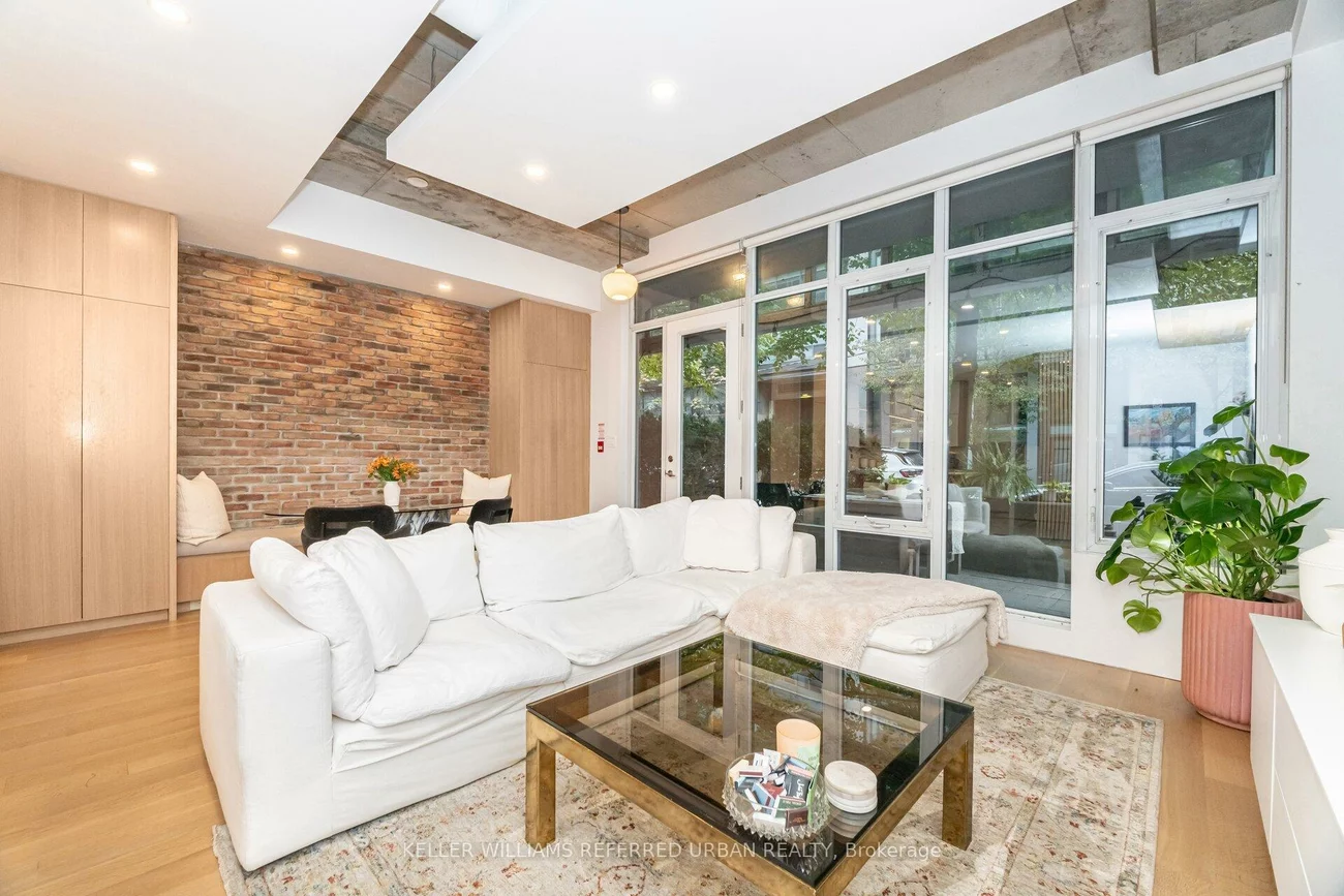 20, Stewart, Waterfront Communities C1, Toronto