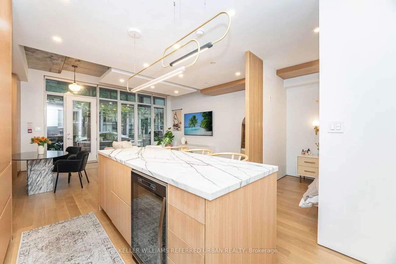 20, Stewart, Waterfront Communities C1, Toronto