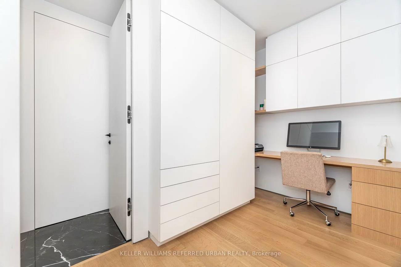20, Stewart, Waterfront Communities C1, Toronto