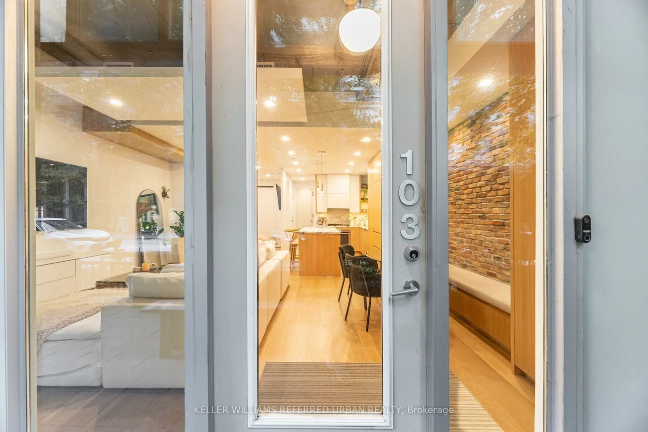 20, Stewart, Waterfront Communities C1, Toronto