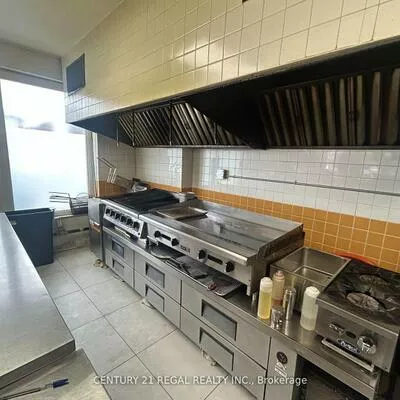 Commercial for sale, 571, Vaughan, Oakwood Village, Toronto