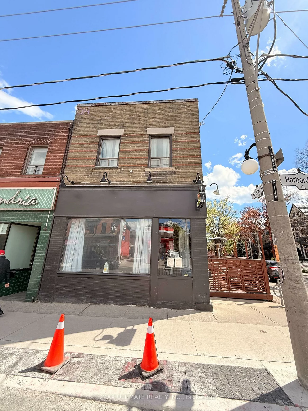 119, Harbord, University, Toronto