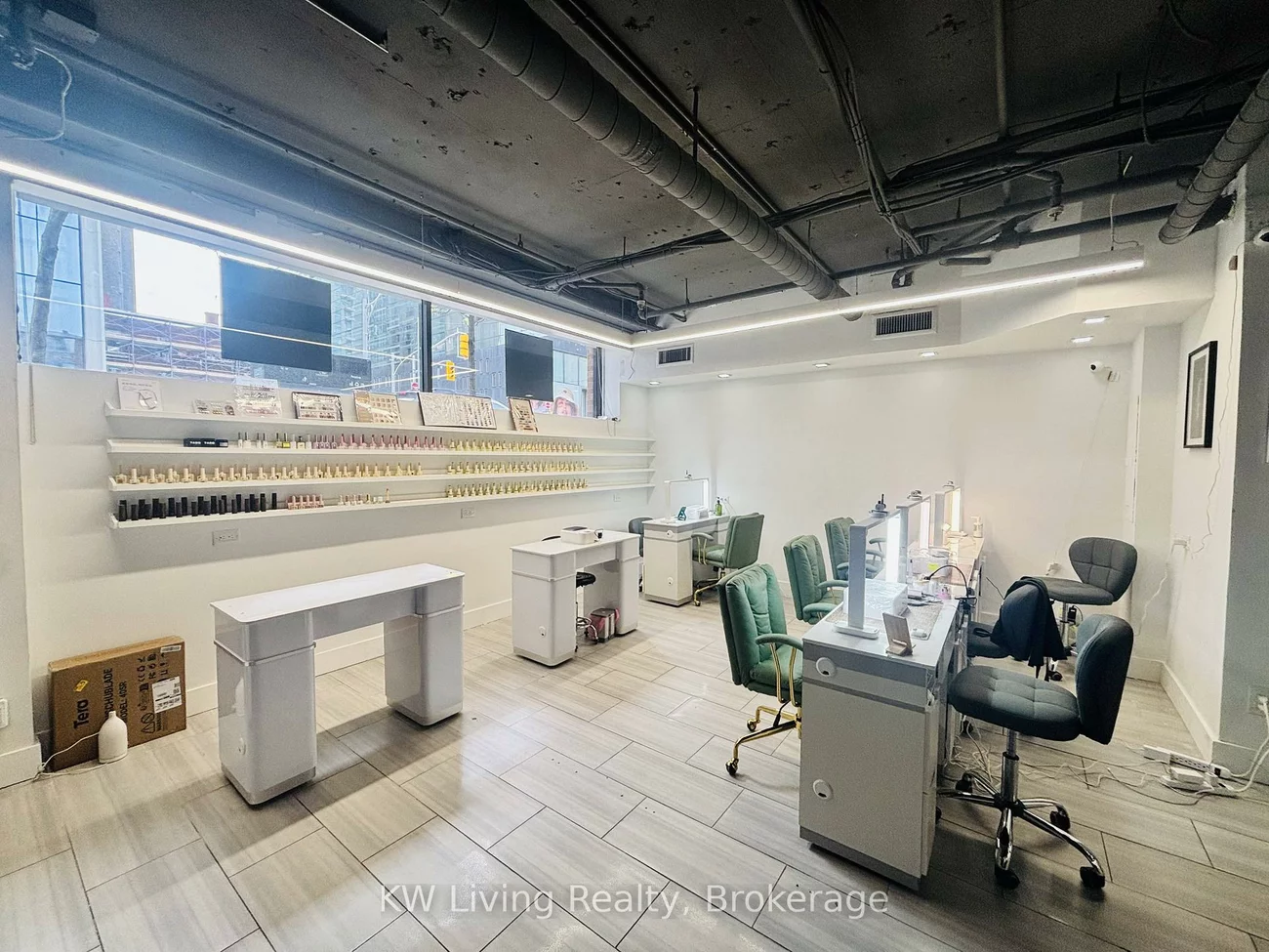 1300, Bay, Annex, Toronto