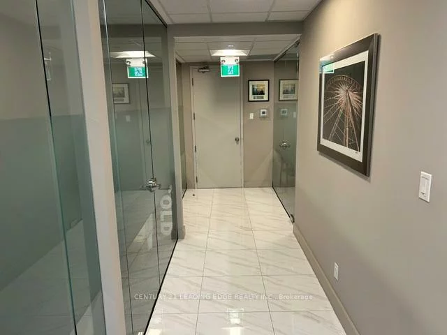 18, Wynford, Banbury-Don Mills, Toronto