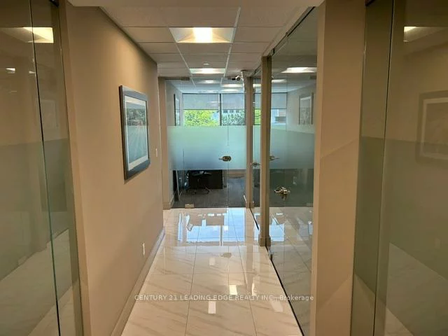 18, Wynford, Banbury-Don Mills, Toronto