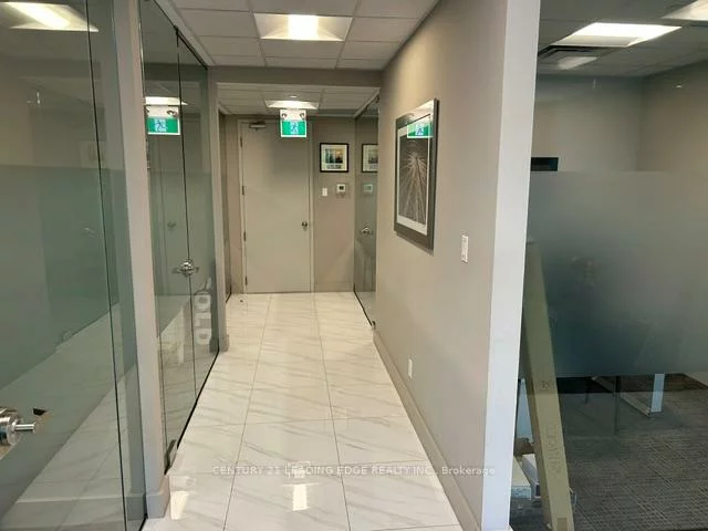 18, Wynford, Banbury-Don Mills, Toronto