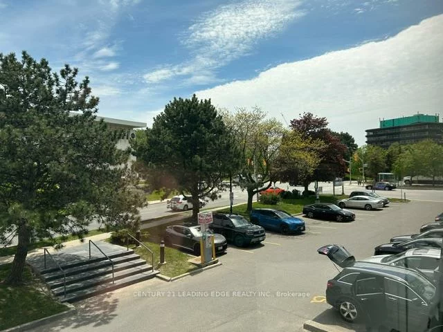 18, Wynford, Banbury-Don Mills, Toronto