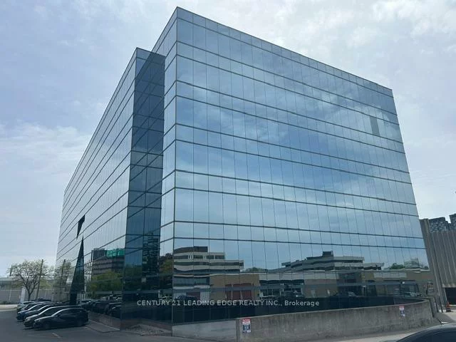 18, Wynford, Banbury-Don Mills, Toronto