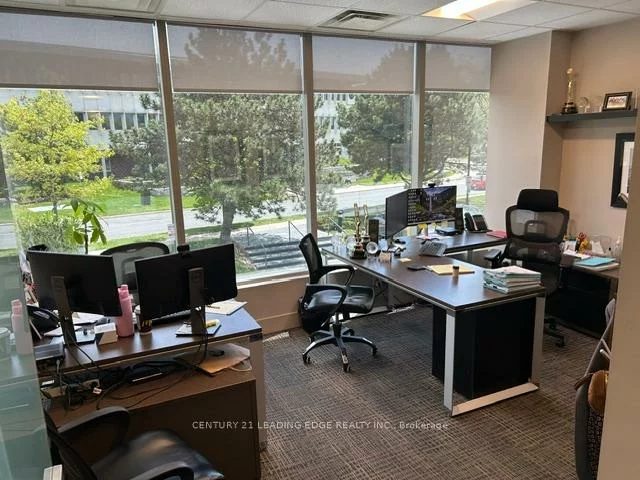 18, Wynford, Banbury-Don Mills, Toronto