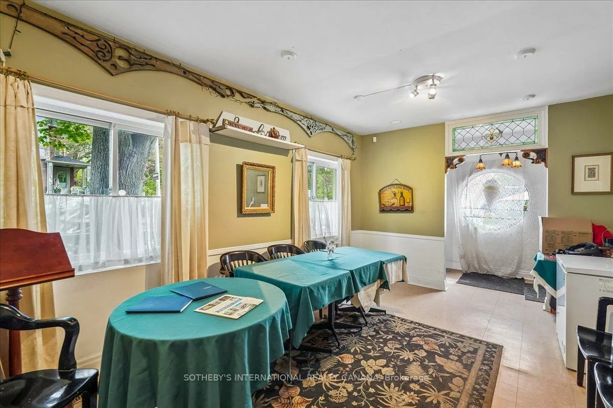 161, Winchester, Cabbagetown-South St. James Town, Toronto