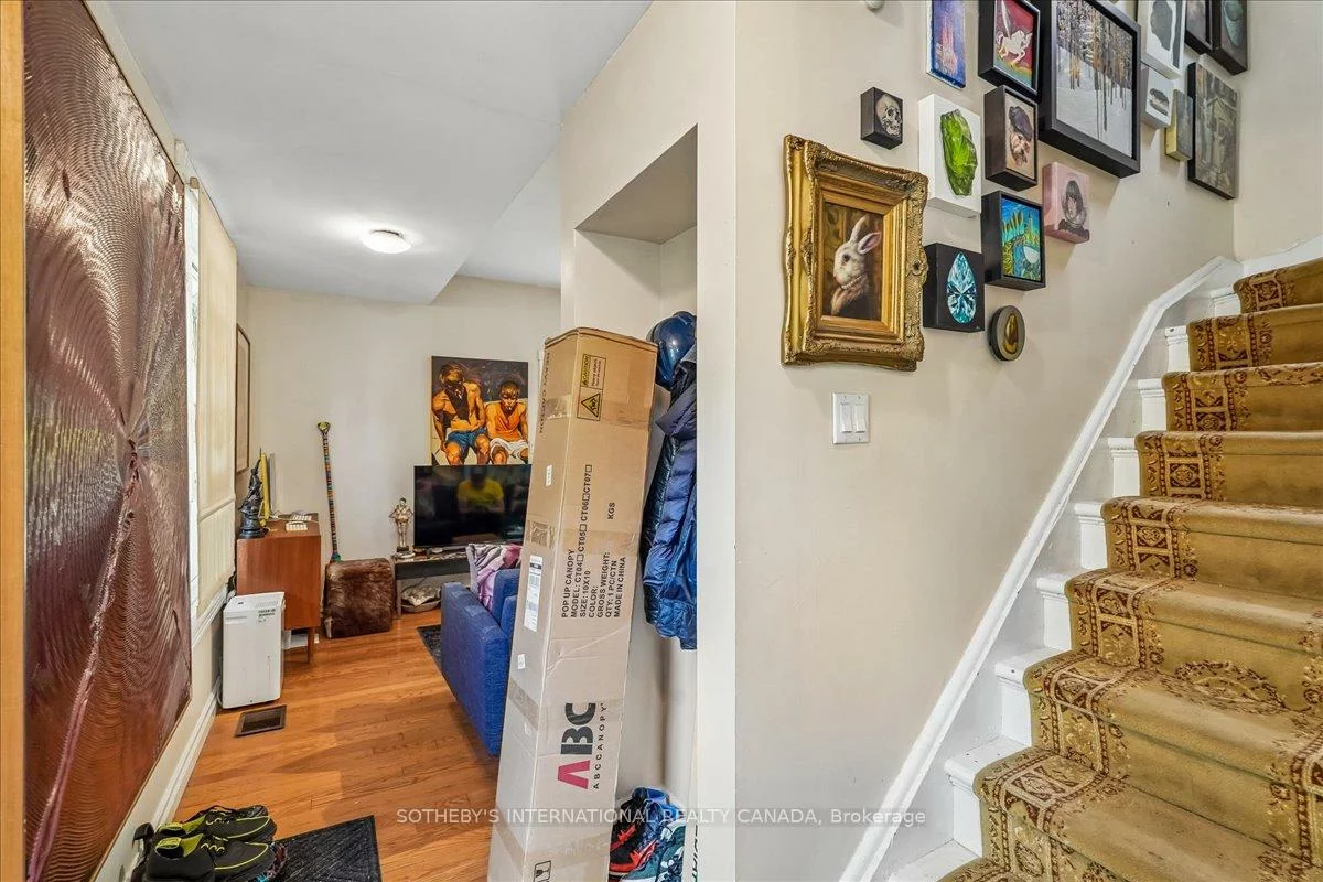 161, Winchester, Cabbagetown-South St. James Town, Toronto