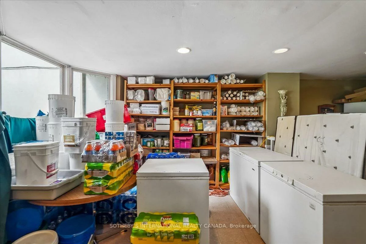 161, Winchester, Cabbagetown-South St. James Town, Toronto