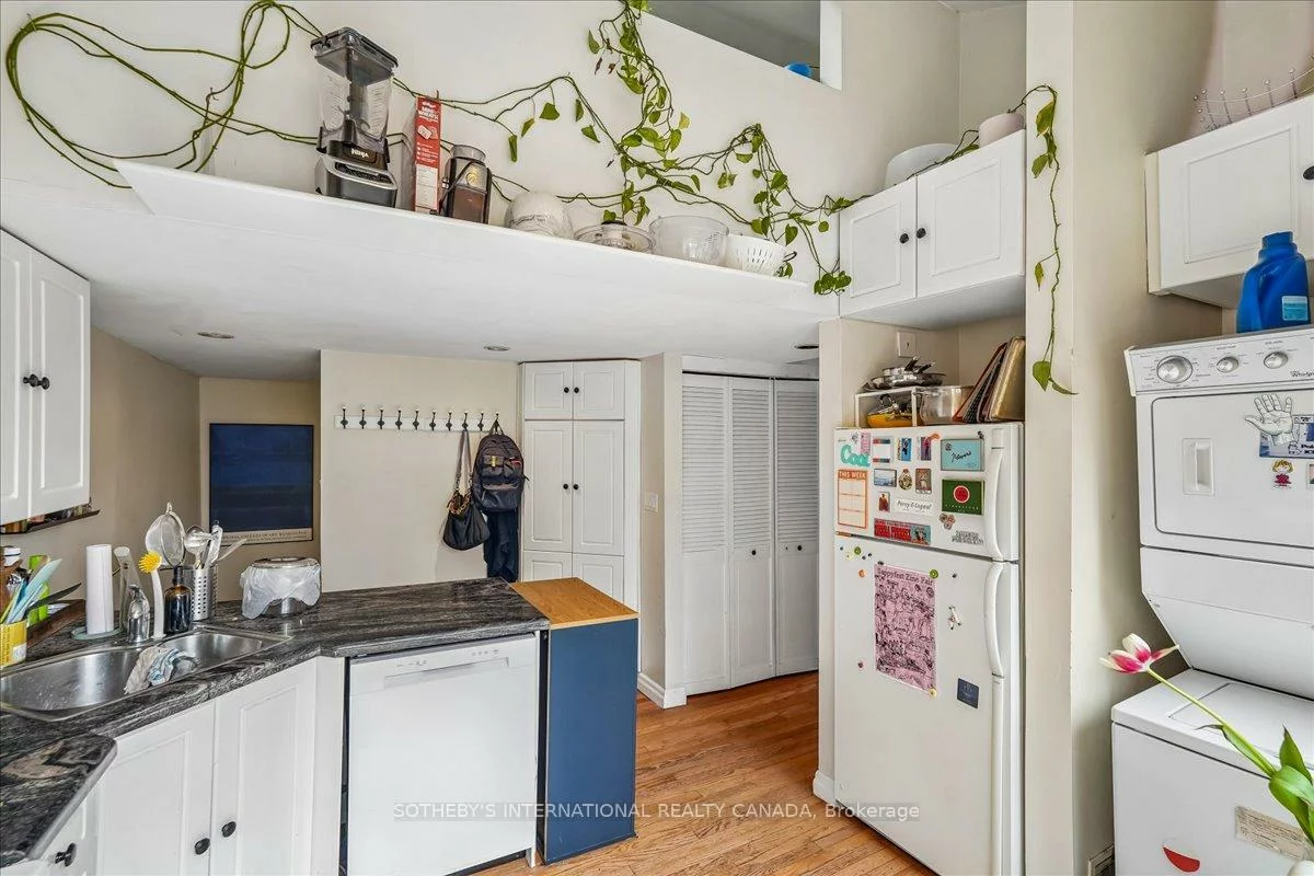 161, Winchester, Cabbagetown-South St. James Town, Toronto