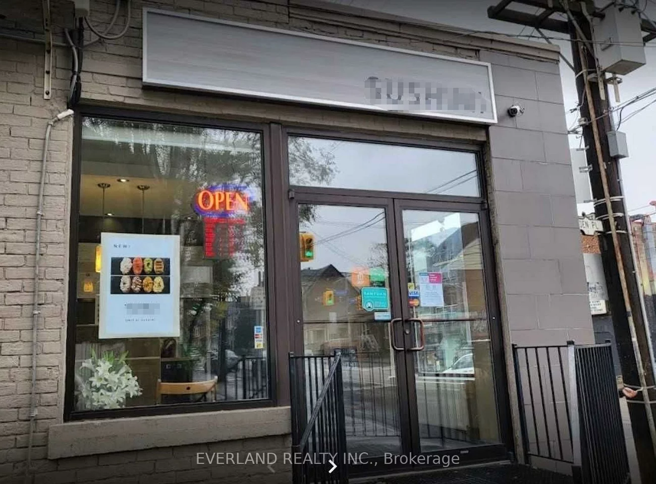 217, Bathurst, Kensington-Chinatown, Toronto