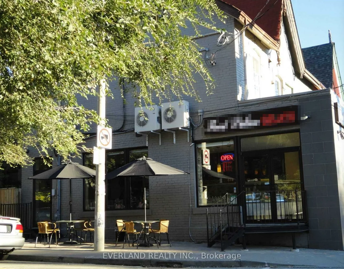 217, Bathurst, Kensington-Chinatown, Toronto