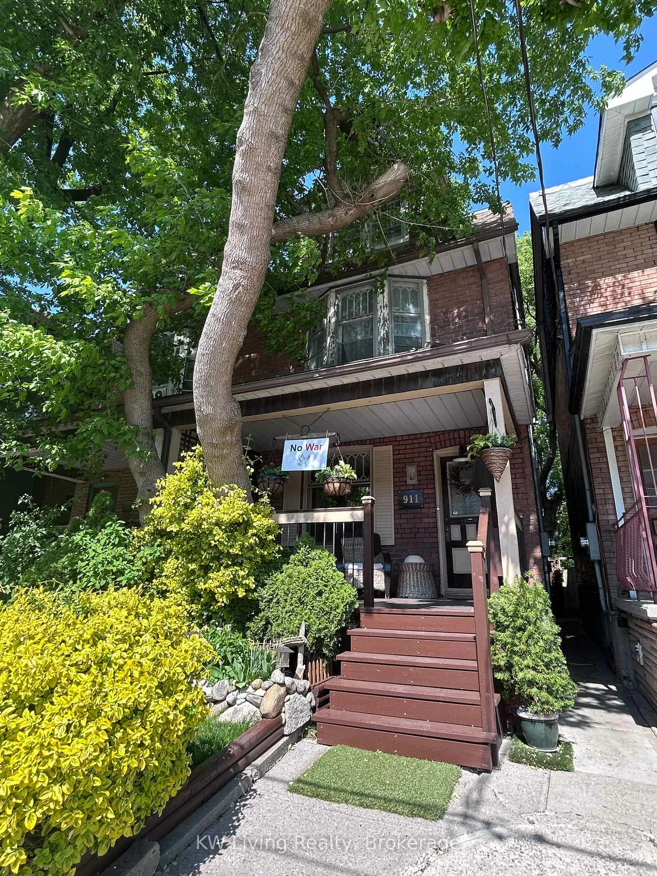 911, Bathurst, Annex, Toronto