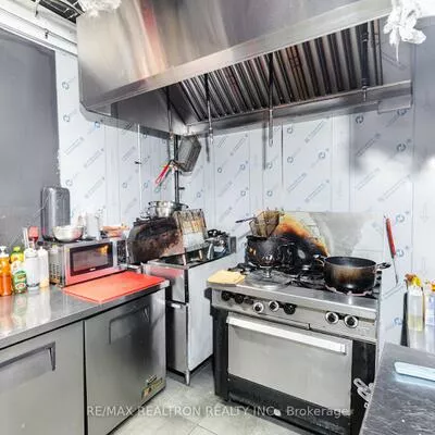 Commercial for sale, 533, Bloor, University, Toronto
