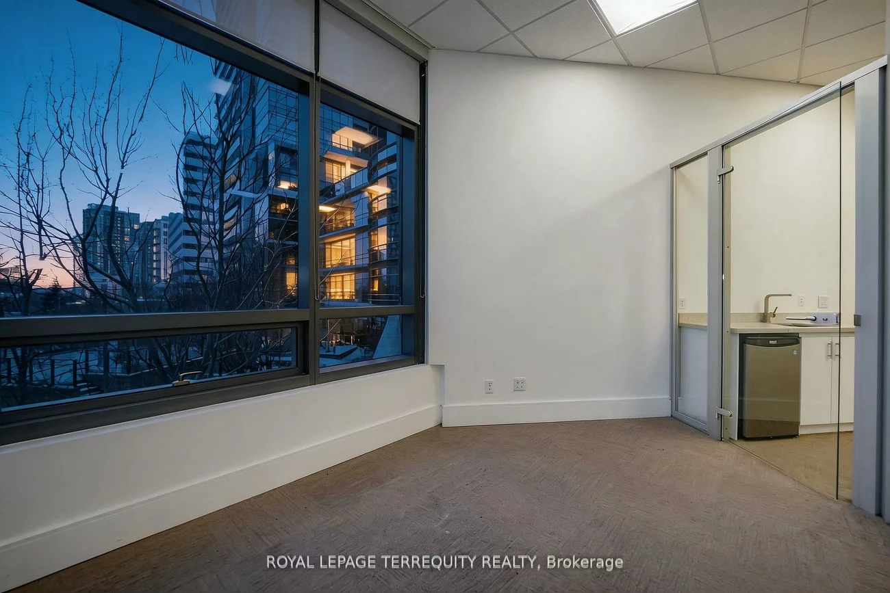 4789, Yonge, Willowdale East, Toronto