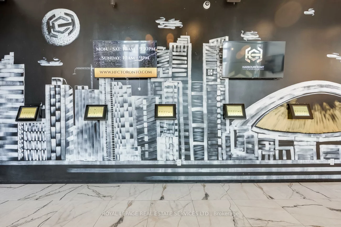 10, Yonge, Waterfront Communities C1, Toronto