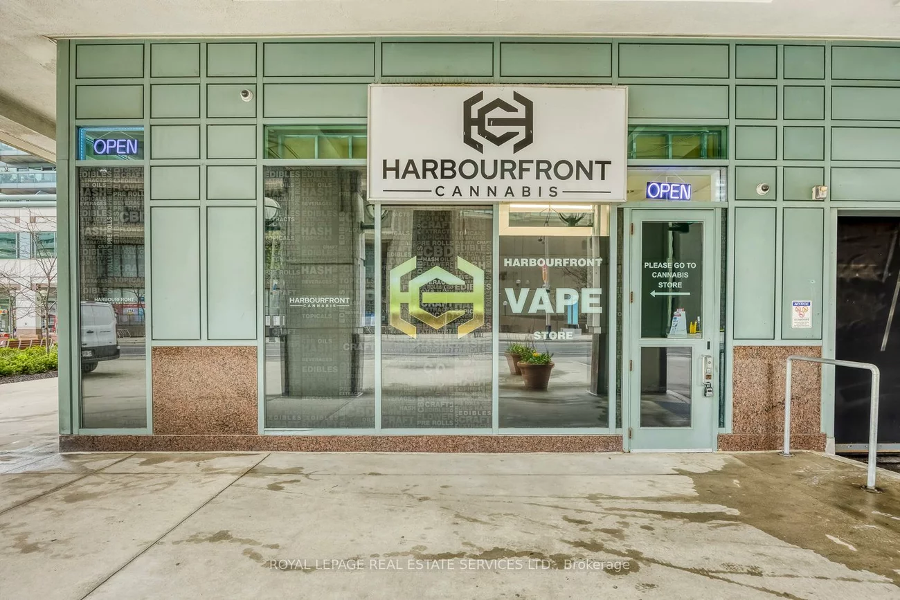 10, Yonge, Waterfront Communities C1, Toronto