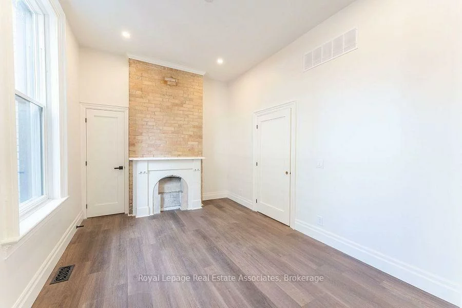 54, Stewart, Waterfront Communities C1, Toronto